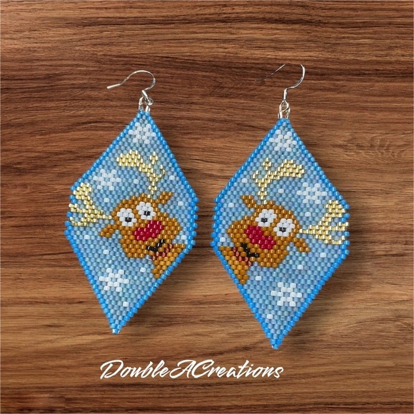 DoubleACreations Jewelry - Reindeer Beaded Earrings, New, Handmade by Me